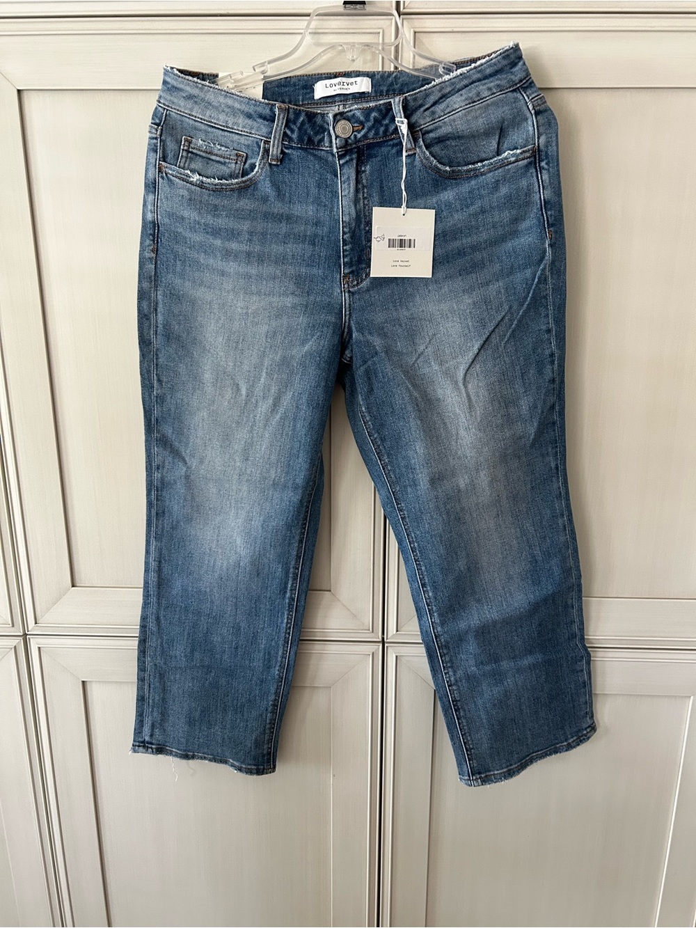 Lovervet Classic Medium Wash Cropped Jeans